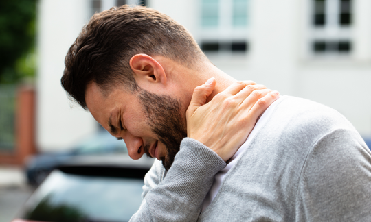 4 Ways to Ease Neck Stiffness and Pain