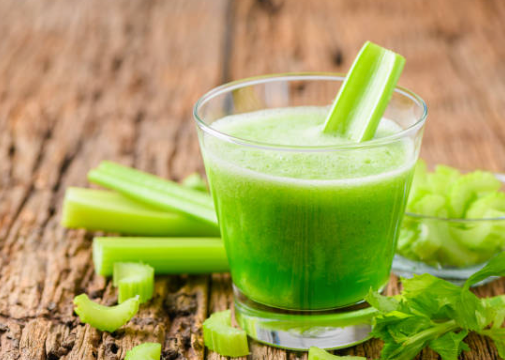 6 Amazing Health Benefits Of Drinking Celery Juice